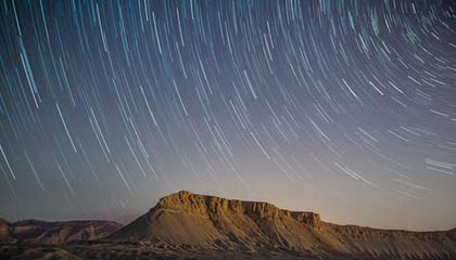 《植物大战僵尸》经典重置版将推出双人模式，操控僵尸进攻好友花园